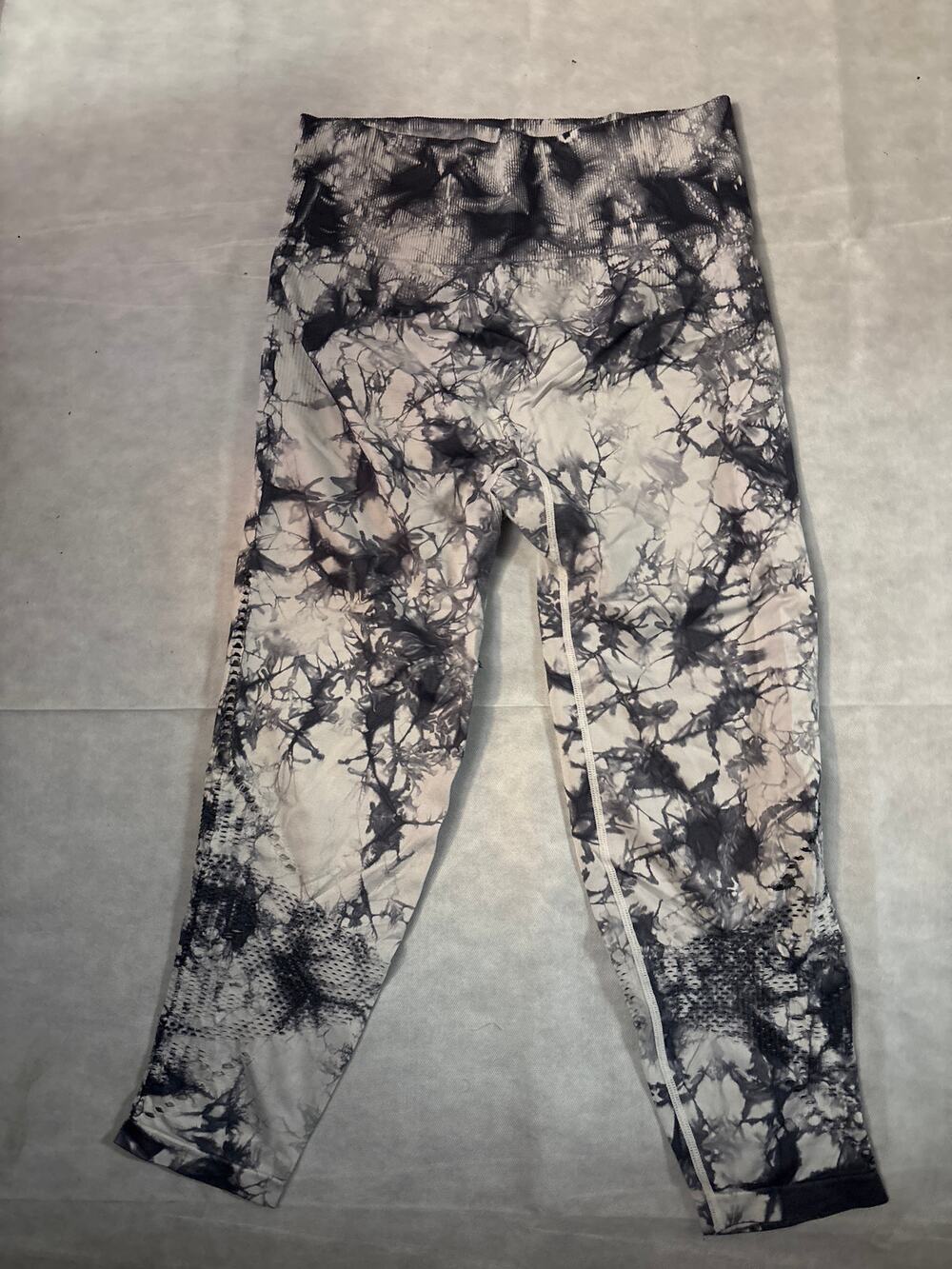 PINK Victoria Secret Cool & Comfy Print Legging Black/White L Athleisure Active